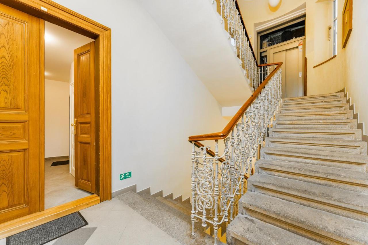 Alla Prague Apartment Zewnętrze zdjęcie